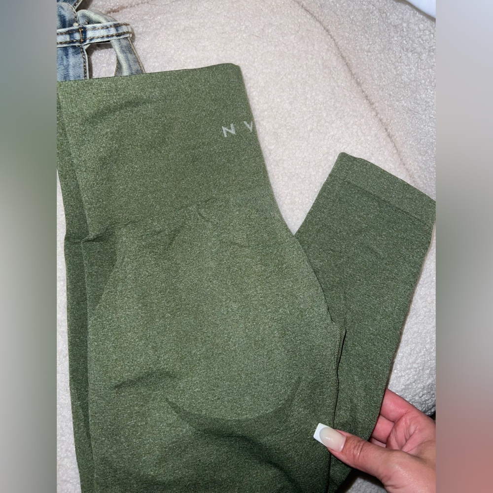 NVGTN leggings